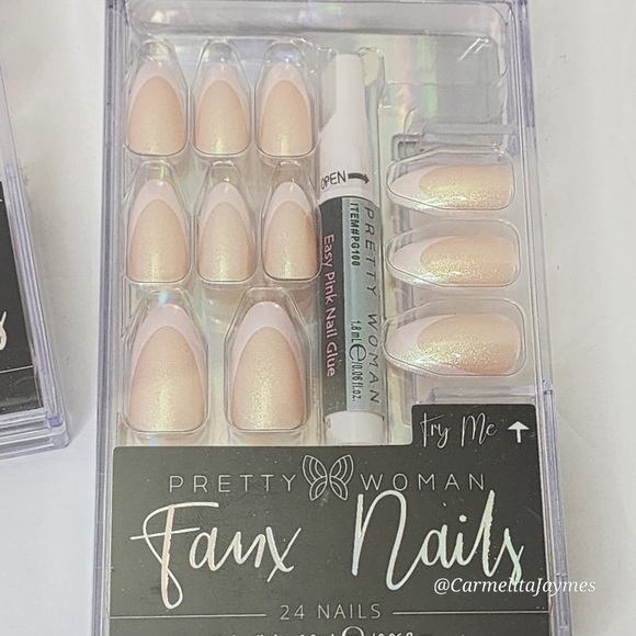 Pretty Woman Faux Nails 24 pack NIP - Picture 2 of 5